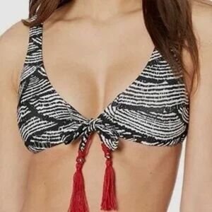 Becca Black and White Patterned Bikini Top, Size D (Fits Like L)